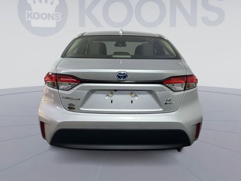 Used 2025 Toyota Corolla LE image 5