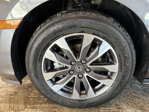 Used 2023 Honda Odyssey EX-L image 19