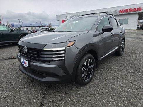 New 2026 Nissan Kicks SV w/ Cold Weather Package image 7