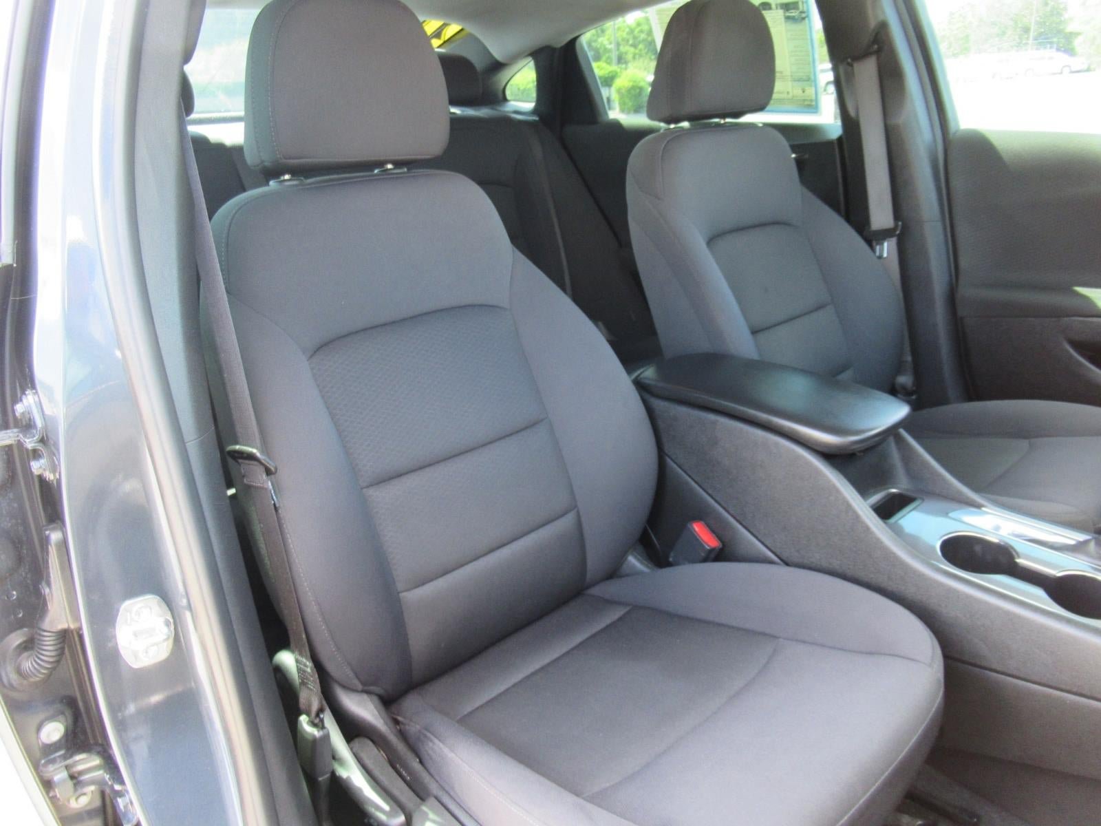 Used 2021 Chevrolet Malibu LS FWD image 10