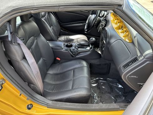 Used 2002 Chrysler Prowler image 48