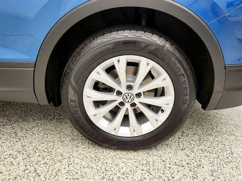 Used 2018 Volkswagen Tiguan S FWD image 9