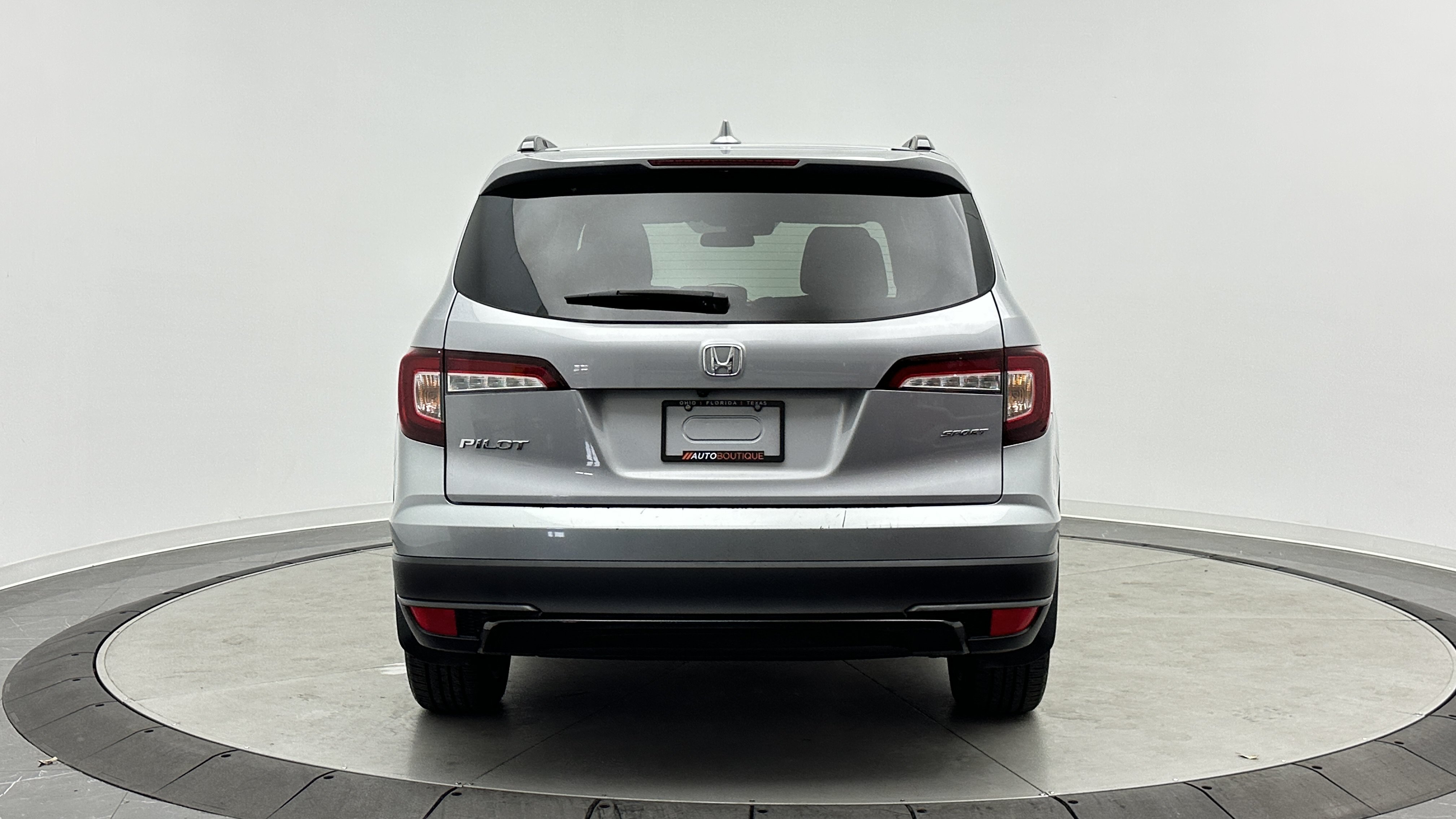 Used 2022 Honda Pilot Sport image 6