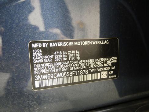 Certified 2025 BMW 330i Sedan image 32