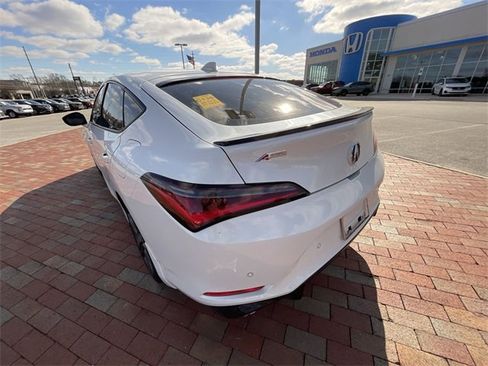 Used 2023 Acura Integra A-Spec image 17