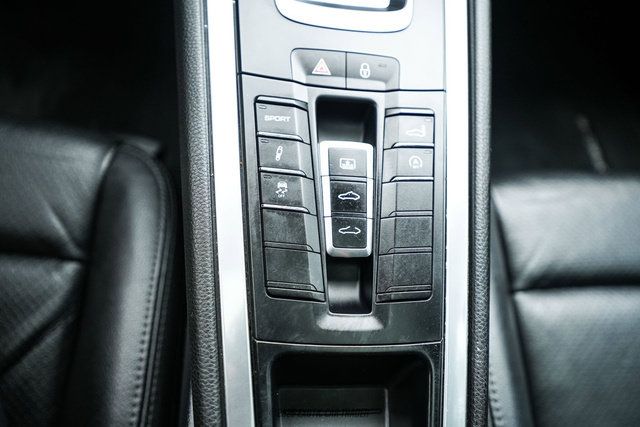 Used 2019 Porsche 911 Carrera RWD image 23