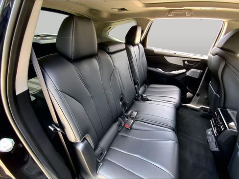 Used 2026 Acura MDX FWD w/ Technology Package image 18