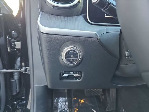 Certified 2026 Mercedes-Benz C 300 4MATIC Sedan image 34
