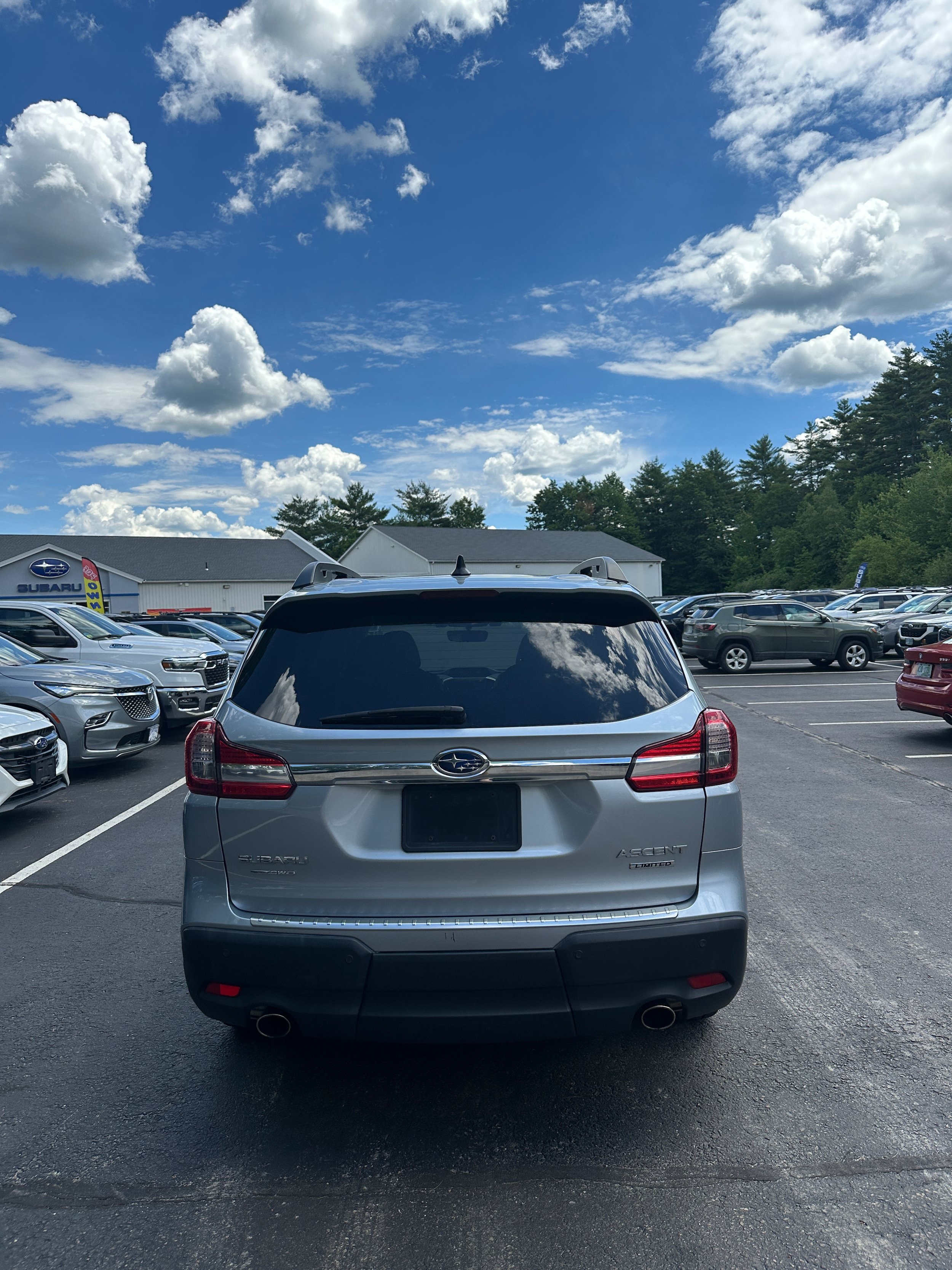 Used 2020 Subaru Ascent Limited w/ Technology Package AWD/4WD image 6