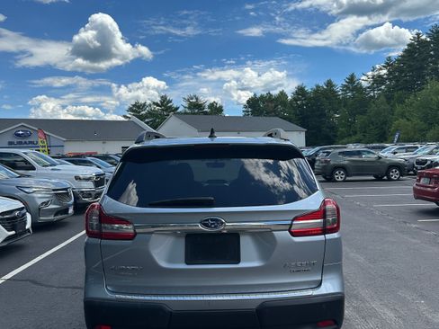 Used 2020 Subaru Ascent Limited w/ Technology Package AWD/4WD image 6