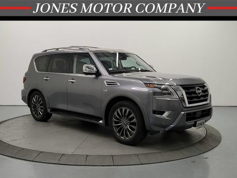 Used 2022 Nissan Armada Platinum w/ Captain's Chairs Package RWD image 1
