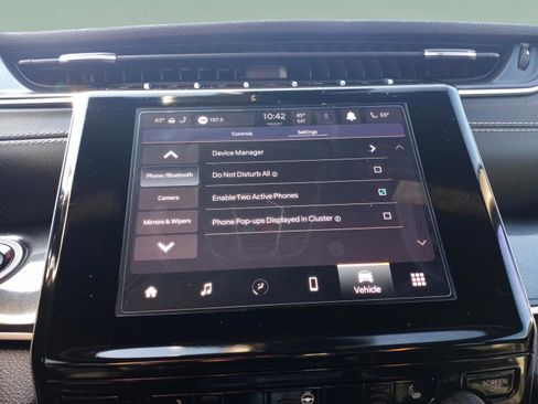 Used 2023 Jeep Grand Cherokee Altitude image 17