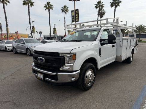 Used 2020 Ford F350 XL w/ Power Equipment Group RWD image 7