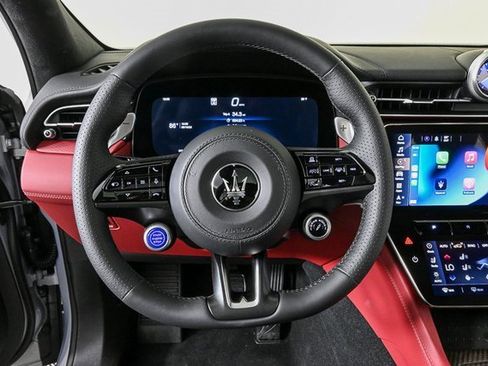 New 2025 Maserati Grecale Folgore image 10