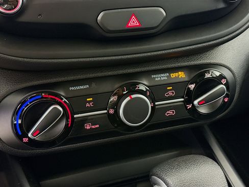 Used 2020 Kia Soul S image 17