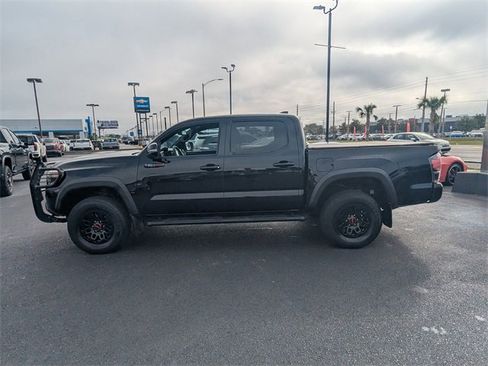 Used 2018 Toyota Tacoma TRD Pro image 7