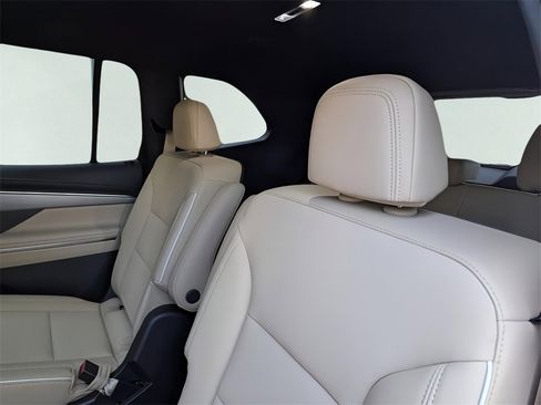 New 2026 Buick Enclave Preferred w/ Power Package image 12