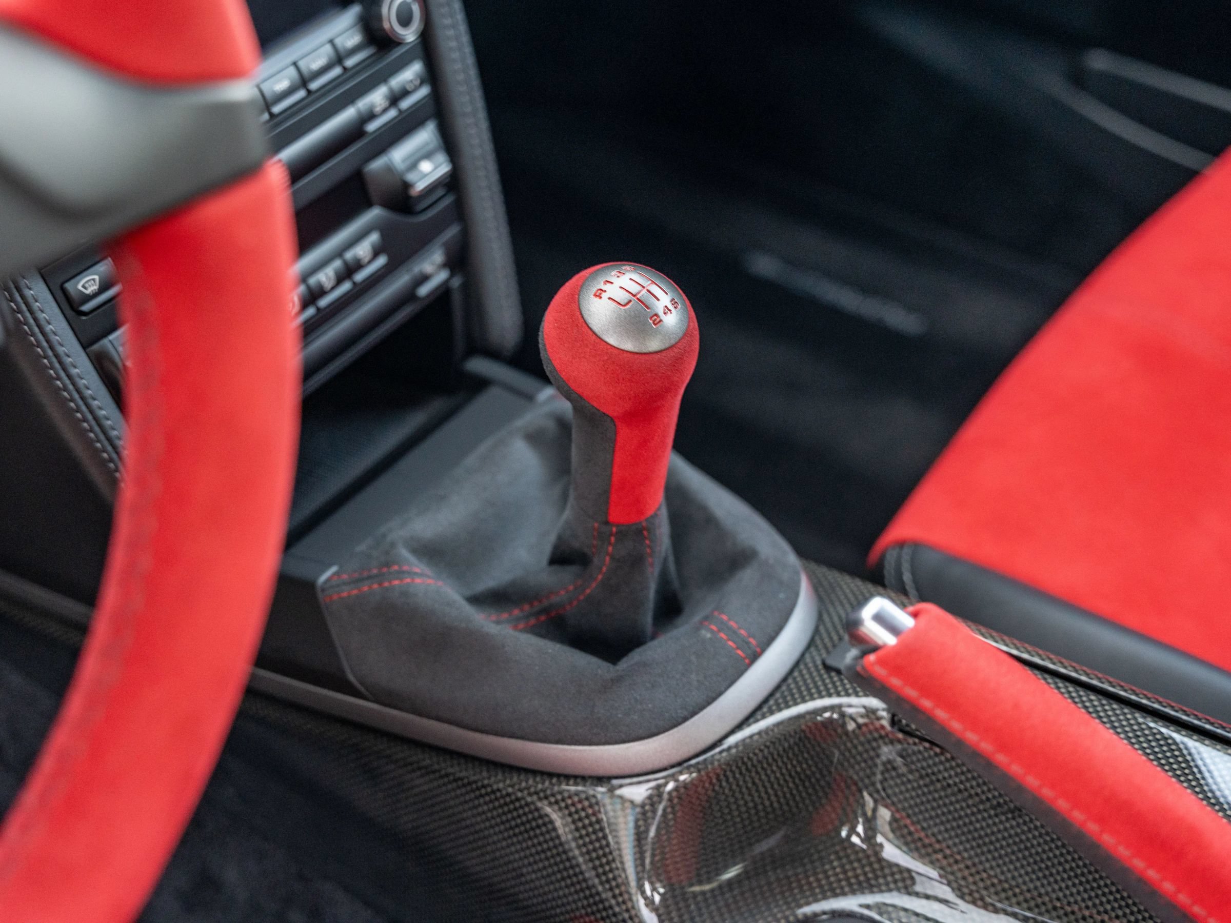 Used 2011 Porsche 911 GT2 RS RWD image 18