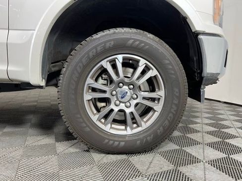 Used 2019 Ford F150 Lariat w/ FX4 Off-Road Package image 6