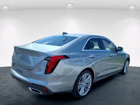 Used 2025 Cadillac CT4 Premium Luxury RWD image 12