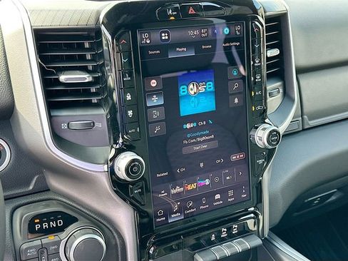 New 2026 RAM 1500 4x4 Crew Cab image 10