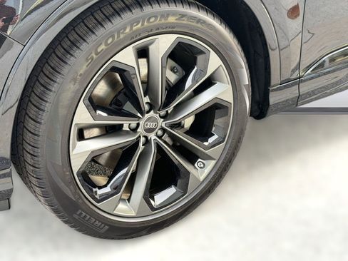 New 2026 Audi Q7 3.0T Premium Plus AWD/4WD image 12