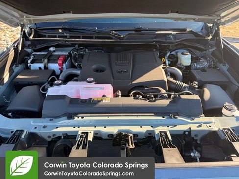 New 2026 Toyota Tundra Platinum image 31