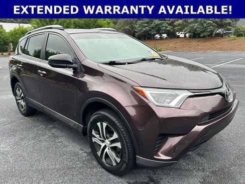 Used 2016 Toyota RAV4 LE FWD image 7