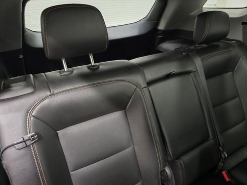 Used 2018 GMC Terrain SLT w/ Preferred Package image 21