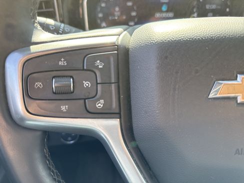 Used 2023 Chevrolet Silverado 1500 LT image 18