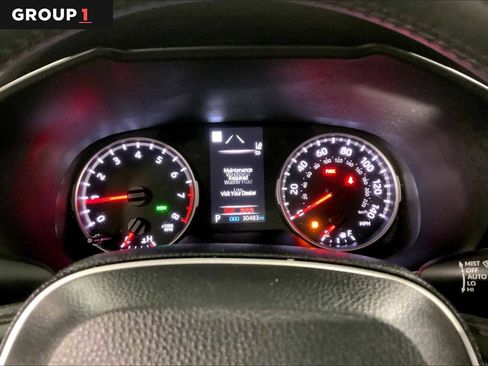 Used 2022 Toyota RAV4 XLE w/ Convenience Package image 26