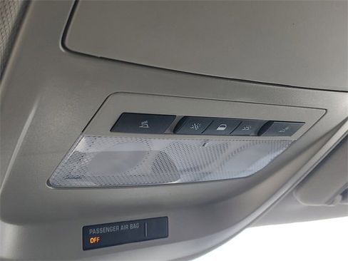 Certified 2022 Chevrolet Colorado ZR2 w/ ZR2 Dusk Special Edition image 29