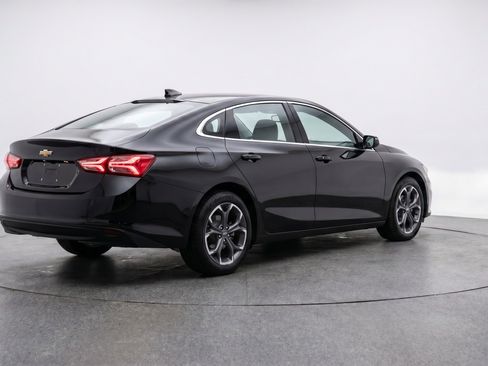 Used 2024 Chevrolet Malibu LT FWD image 9