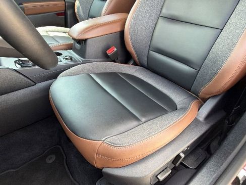 Used 2024 Ford Bronco Sport Outer Banks w/ Tech Package AWD/4WD image 16