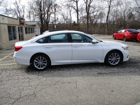Used 2021 Honda Accord LX image 10
