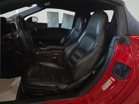Used 2007 Chevrolet Corvette Convertible w/ Preferred Equipment Group RWD image 12