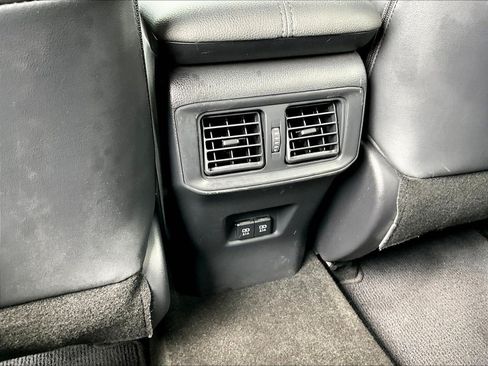 Used 2020 Toyota RAV4 XSE AWD/4WD image 10