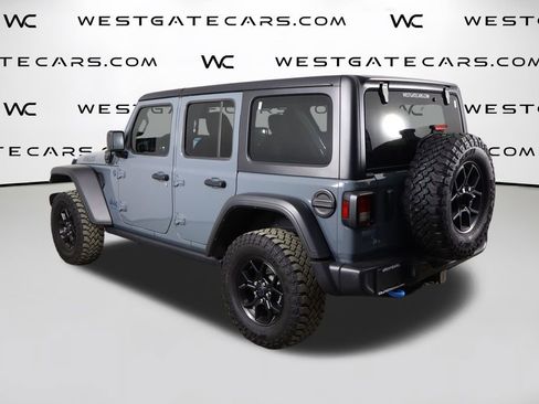 Used 2024 Jeep Wrangler Unlimited AWD/4WD image 46