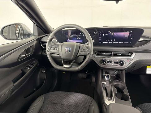 New 2026 Buick Envista Sport Touring FWD image 21