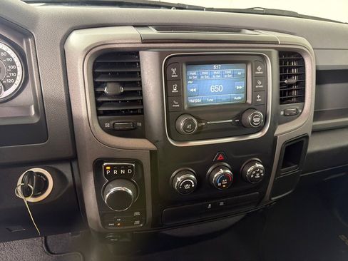 Used 2017 RAM 1500 Express image 15