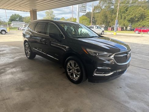 Used 2019 Buick Enclave Avenir w/ Avenir Technology Package image 3