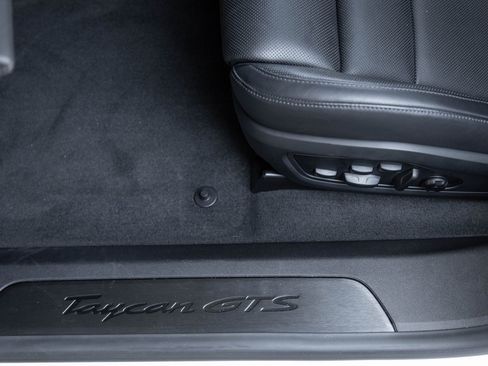 Used 2024 Porsche Taycan GTS image 22