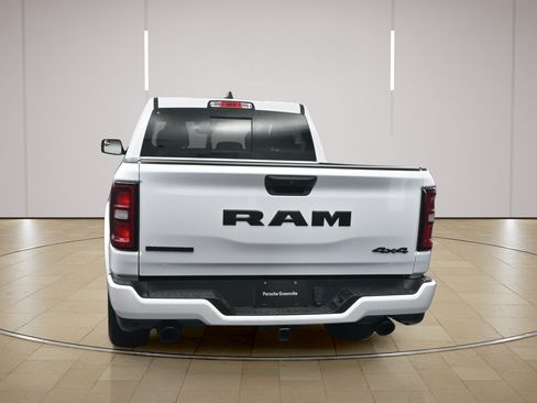 Used 2025 RAM 1500 Big Horn AWD/4WD image 23