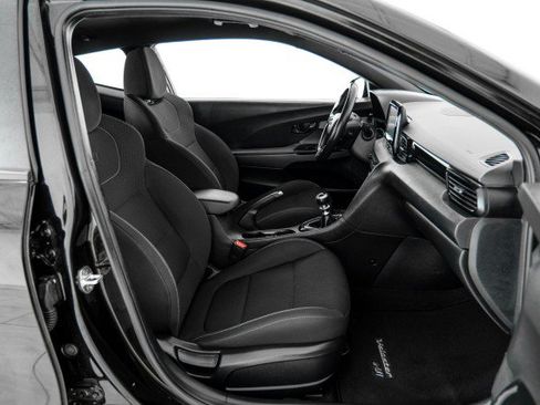 Used 2019 Hyundai Veloster N N FWD image 32