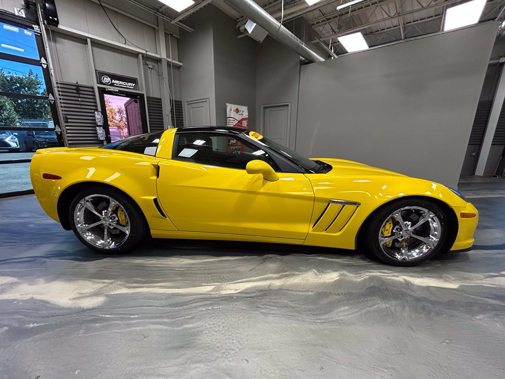 Used 2013 Chevrolet Corvette Grand Sport w/ 4LT Preferred Equipment Group RWD image 21