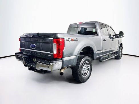 Used 2019 Ford F250 Lariat w/ Lariat Value Package AWD/4WD image 9