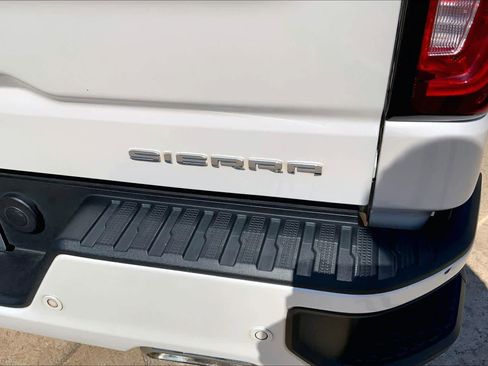 Used 2020 GMC Sierra 1500 Denali w/ Denali Ultimate Package AWD/4WD image 10
