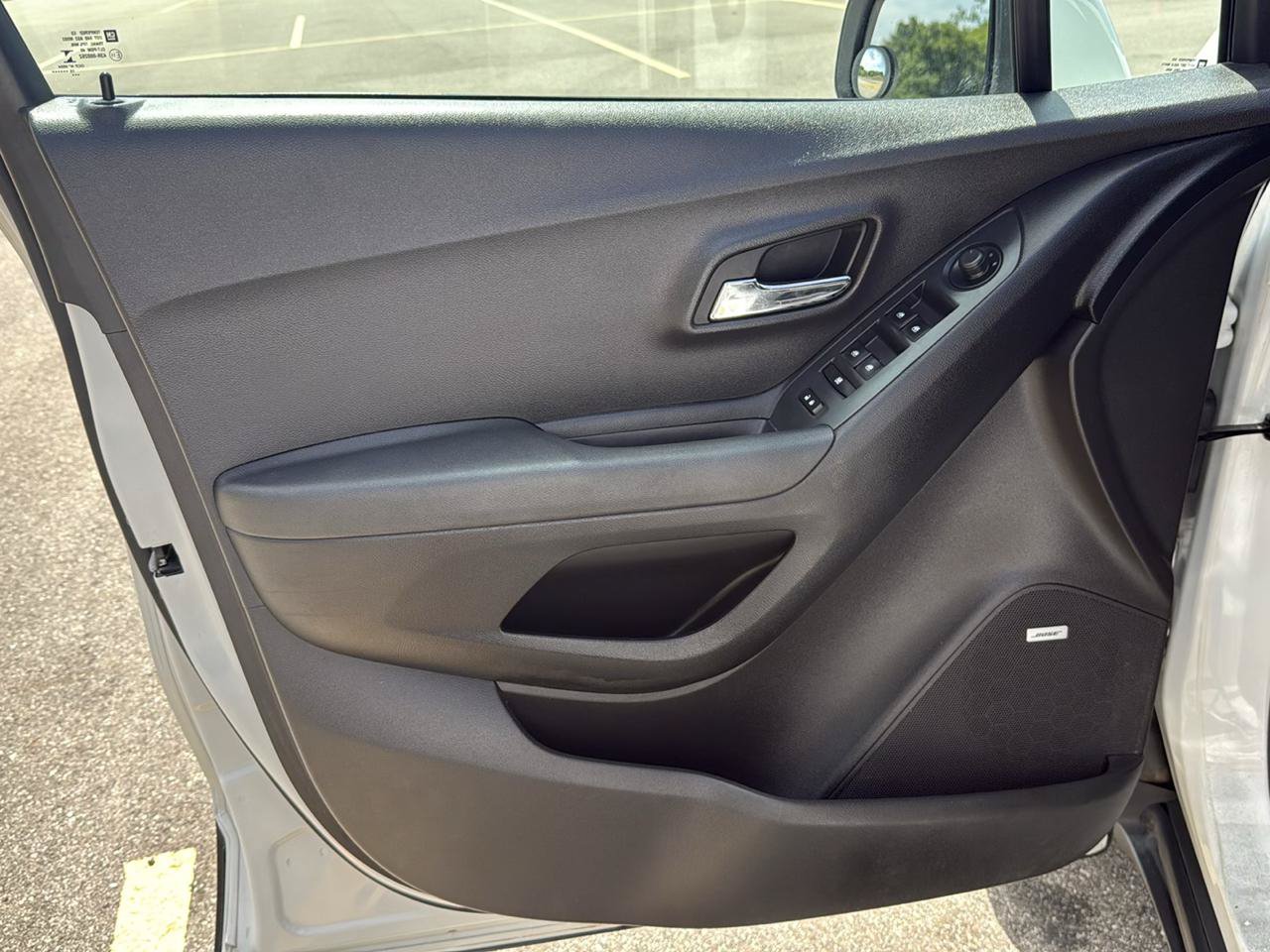 Used 2015 Chevrolet Trax LT FWD image 13