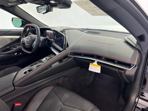 New 2027 Chevrolet Corvette Stingray Convertible w/ Z51 Performance Package RWD image 21