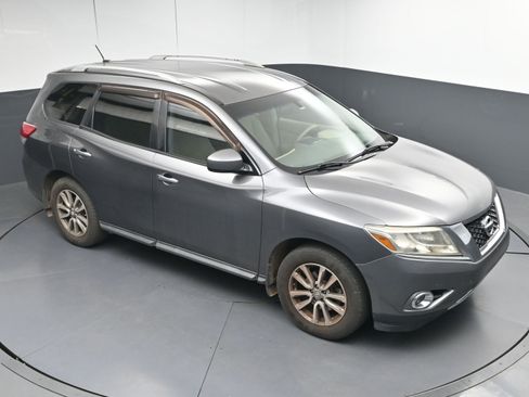 Used 2015 Nissan Pathfinder SV image 22